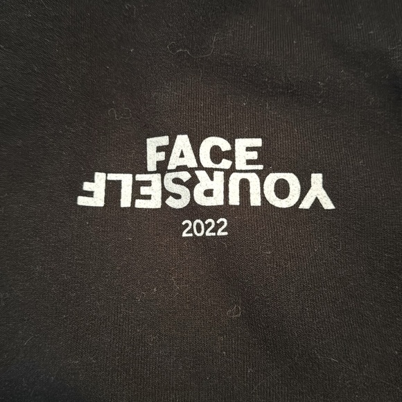 Barry’s bootcamp Face Yourself 2022 hoodie - medium - Picture 2 of 2